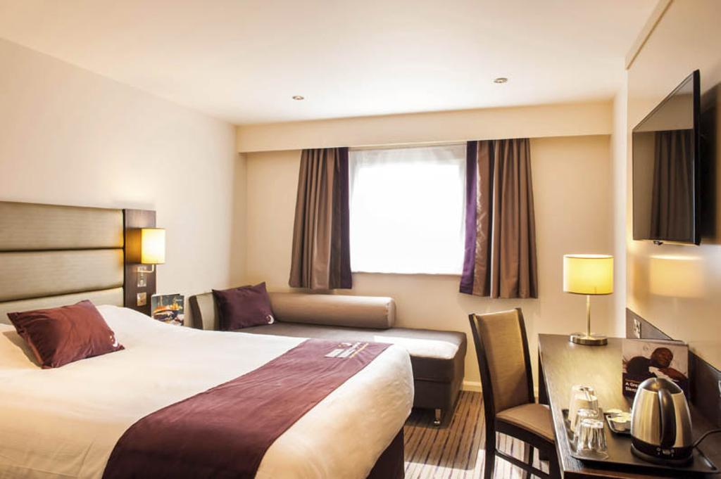 Premier Inn London Greenford ห้อง รูปภาพ