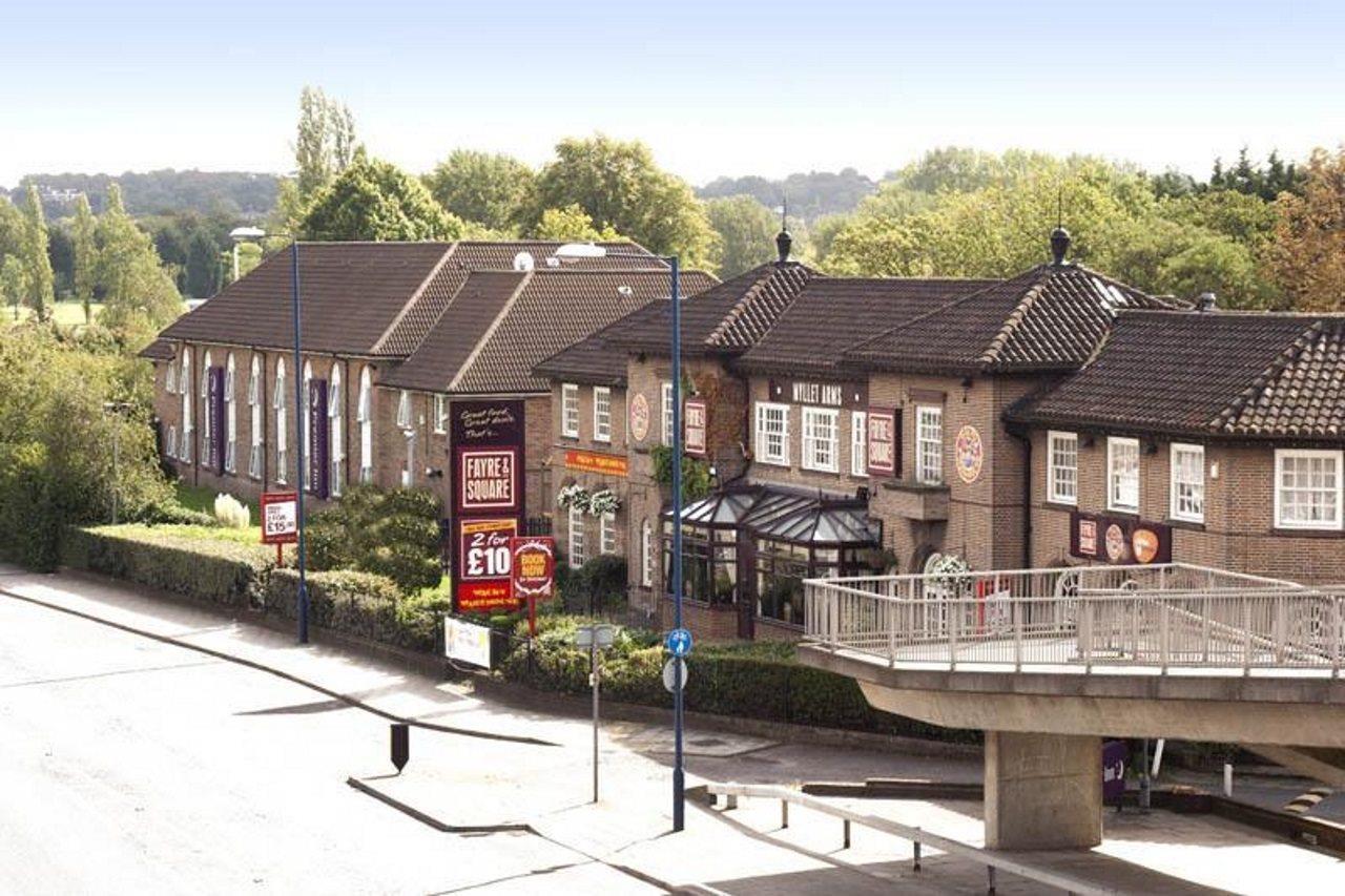 Premier Inn London Greenford ภายนอก รูปภาพ
