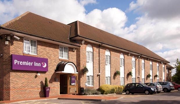 Premier Inn London Greenford ภายนอก รูปภาพ